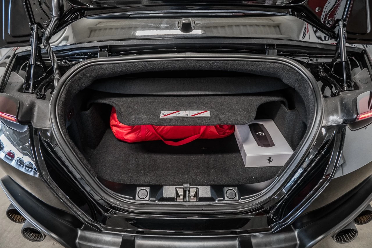 2025 Ferrari Roma  Image principale