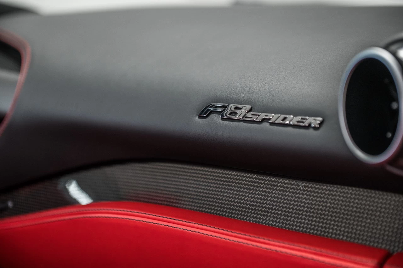 2021 Ferrari F8 Spider  Image principale