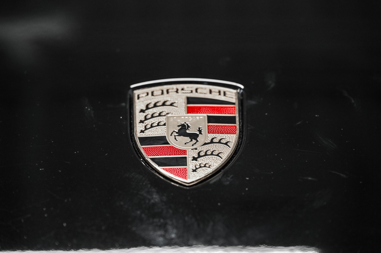 2024 Porsche Cayenne Pneus ÉtÉ et hiver inclus / AWD Image principale