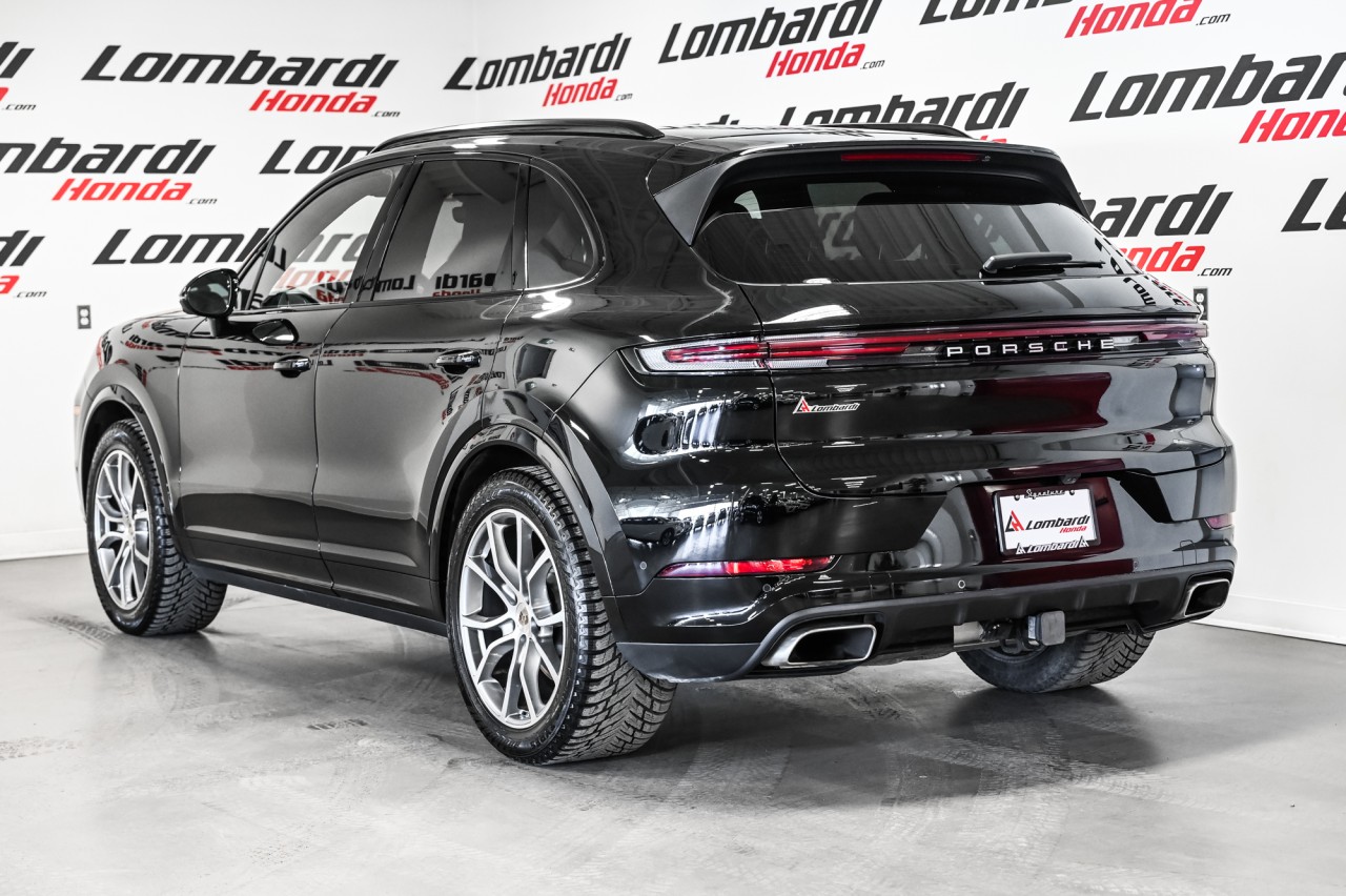 2024 Porsche Cayenne Pneus ÉtÉ et hiver inclus / AWD Image principale