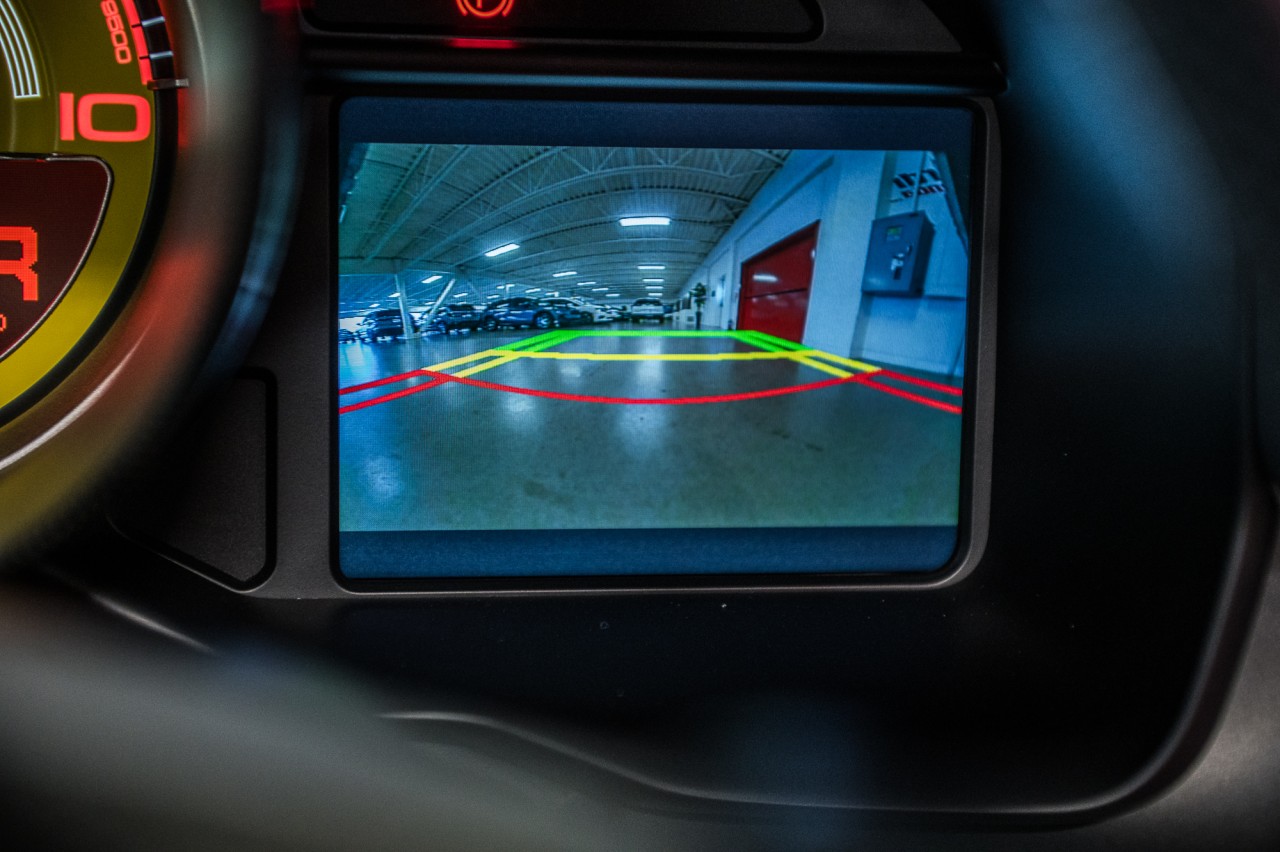 2021 Ferrari F8 Spider  Image principale