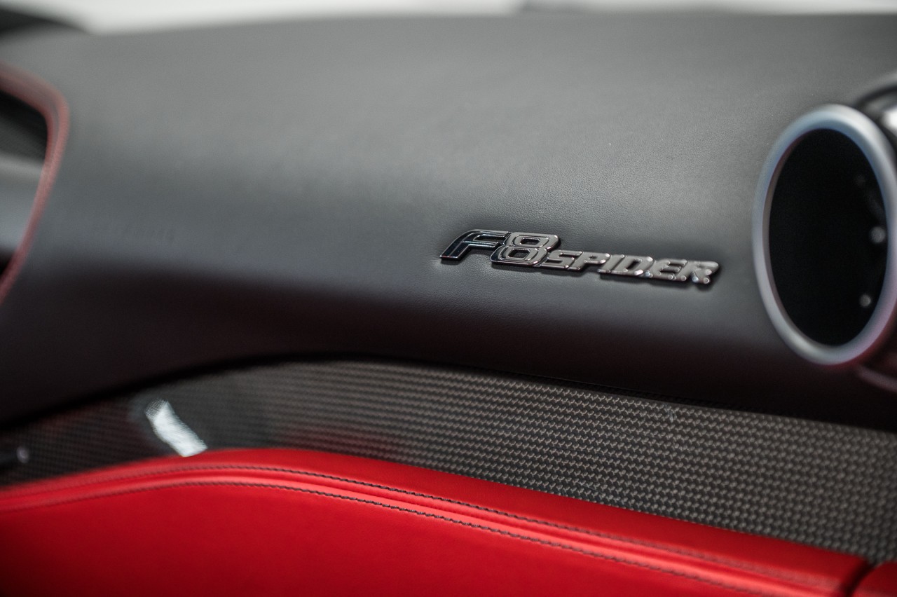 2021 Ferrari F8 Spider  Image principale