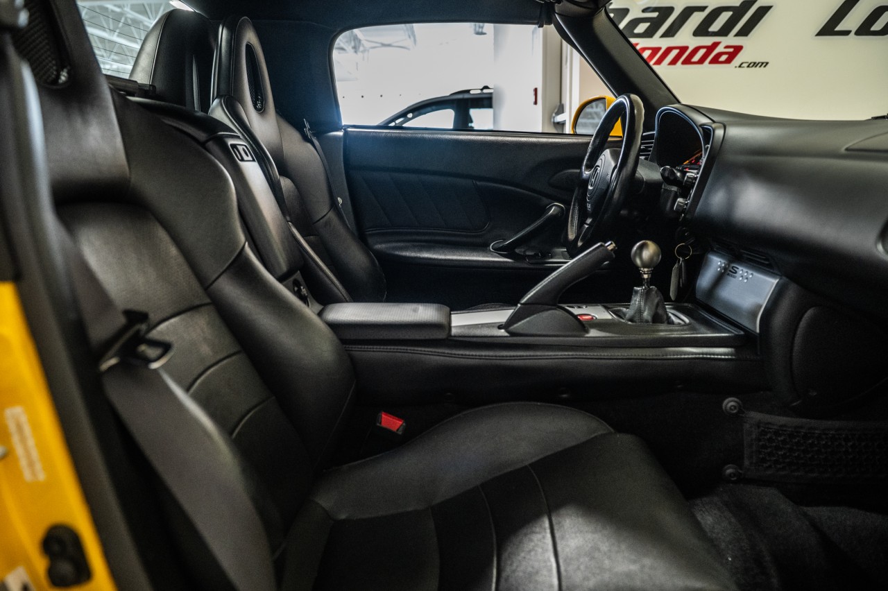 2005 Honda S2000 2dr Conv Image principale