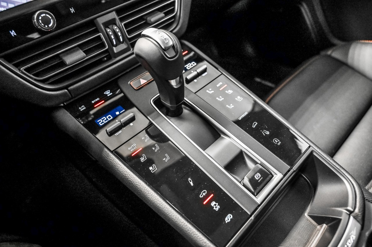 2025 Porsche Macan GTS Image principale